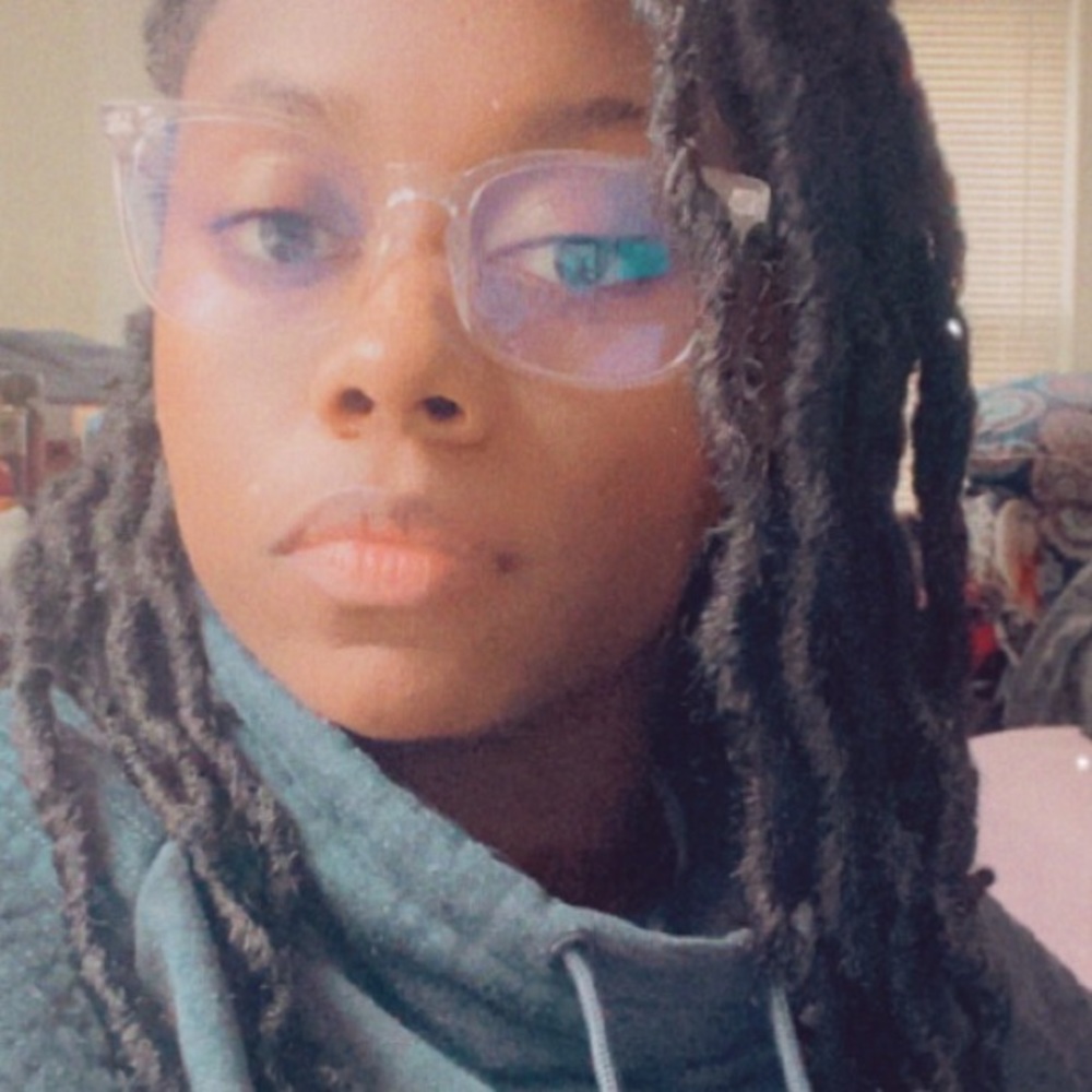Meet your Posher, Roneisha